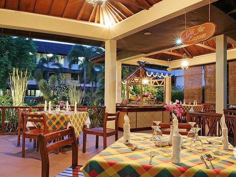 Grand Legi Hotel Матарам Екстериор снимка
